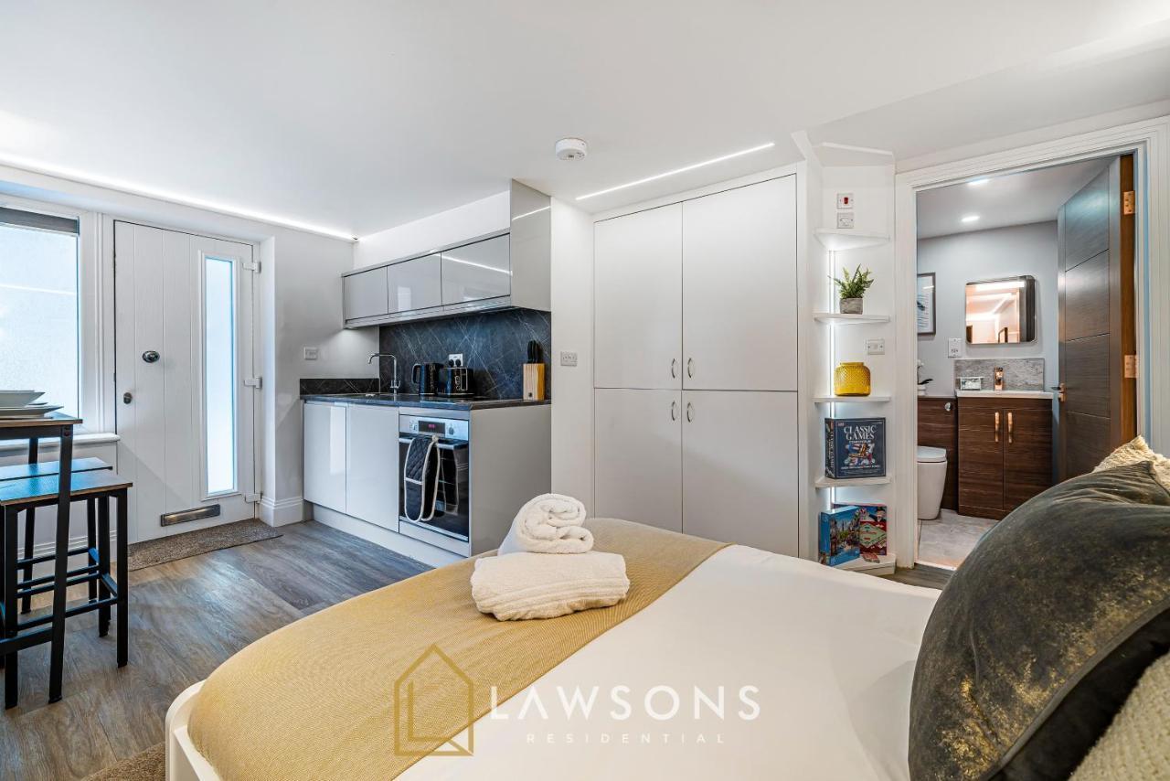 Cosy Living By Lawsons Apartment Windsor Bagian luar foto