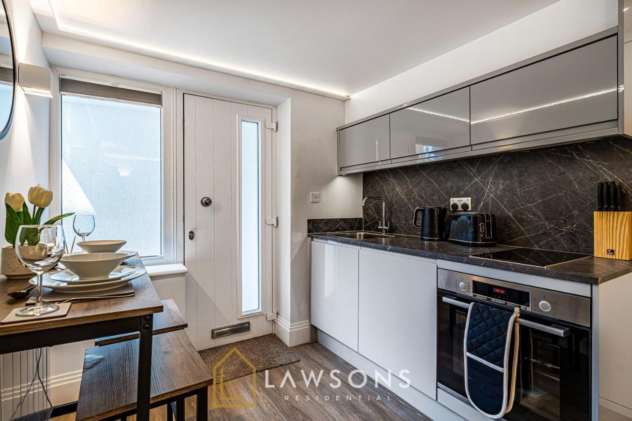 Cosy Living By Lawsons Apartment Windsor Bagian luar foto